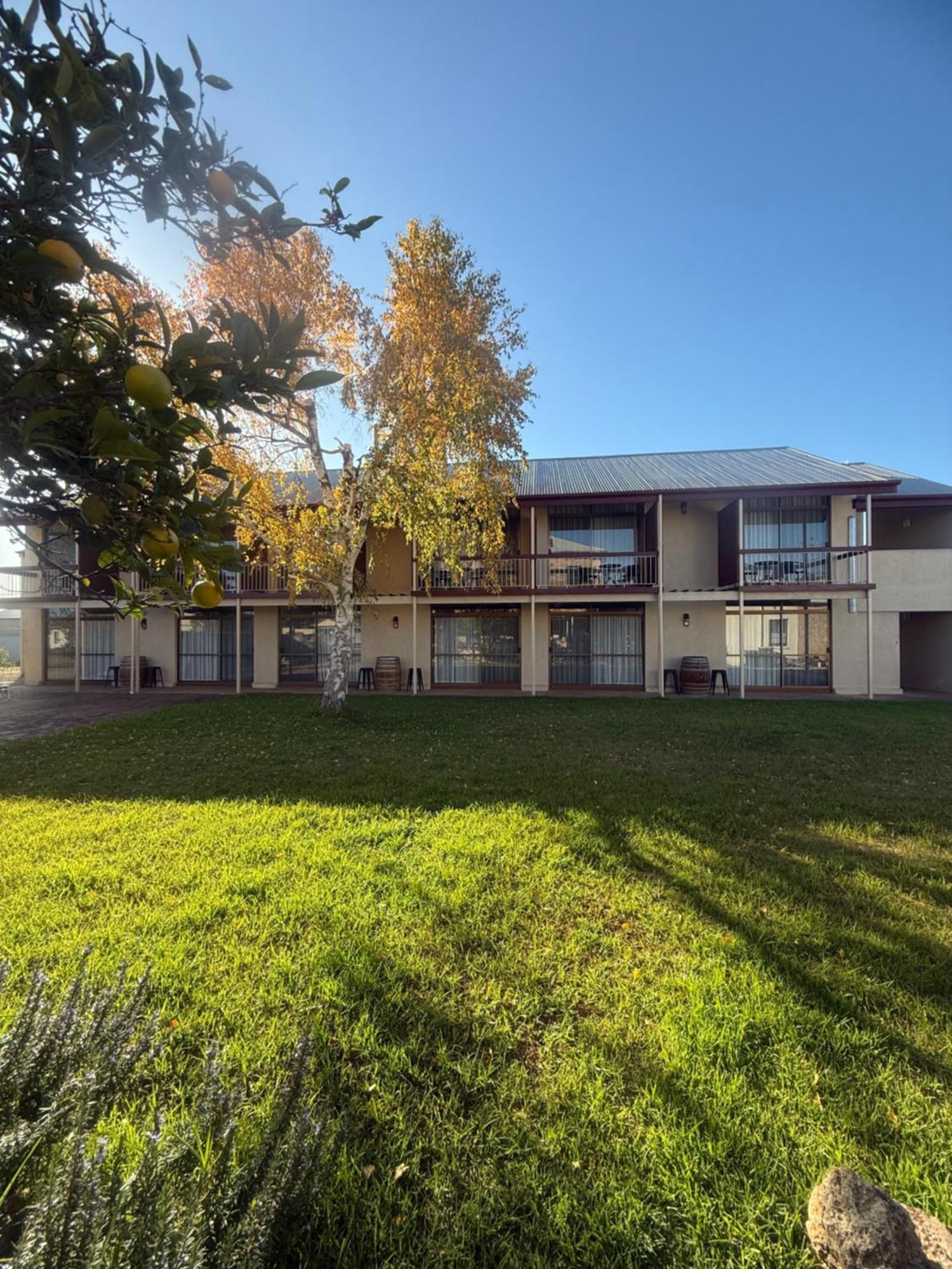Coonawarra Motor Lodge Penola Exterior foto